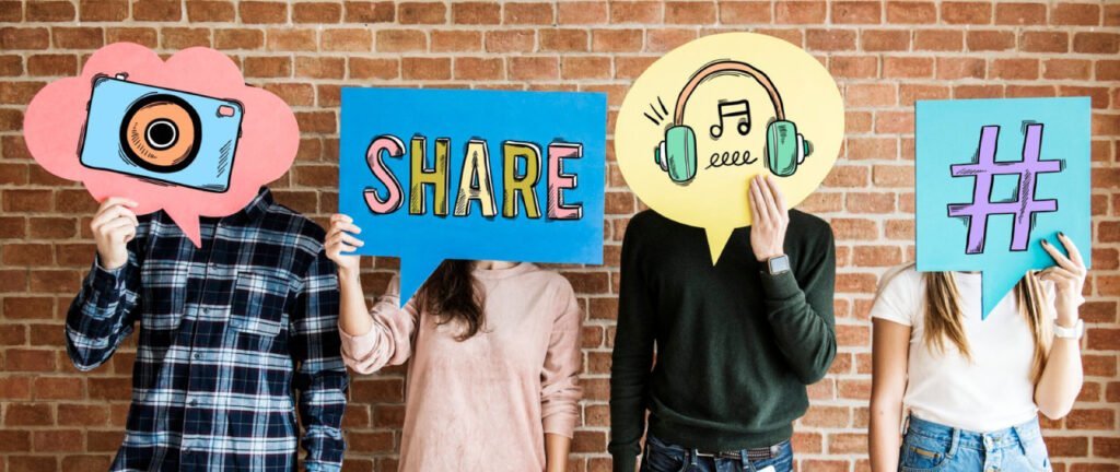 What are the recent social media trends to watch out for?